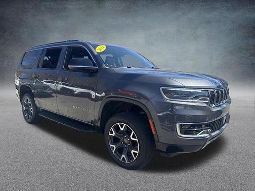 Metallic 2024 Jeep Wagoneer Series III