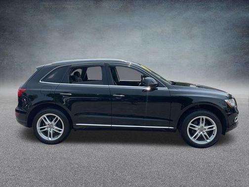 2017 Audi Q5 2.0T Premium Plus