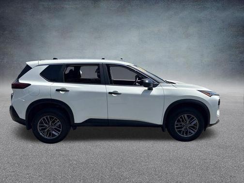 Glacier White 2023 Nissan Rogue S