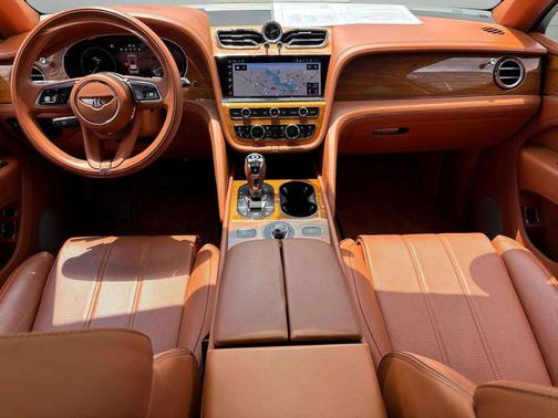 2022 Bentley Bentayga V8