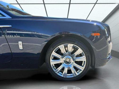 Midnight Sapphire 2018 Rolls-Royce Dawn