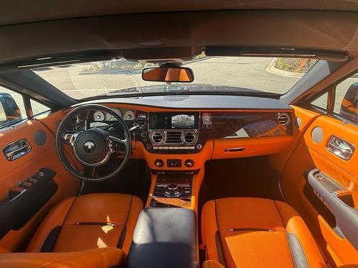 2018 Rolls-Royce Dawn 