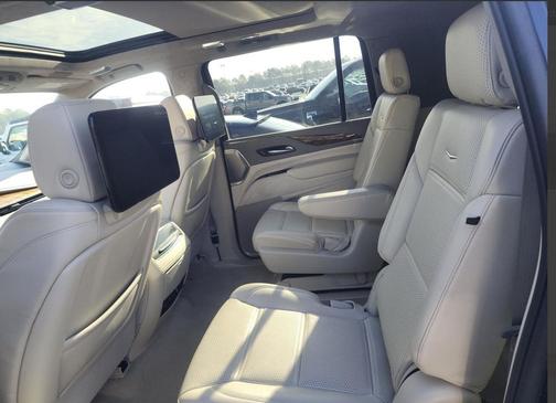 Dark Moon Blue Metallic 2024 Cadillac Escalade ESV Sport Platinum