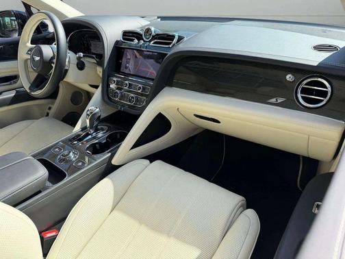 2024 Bentley Bentayga S