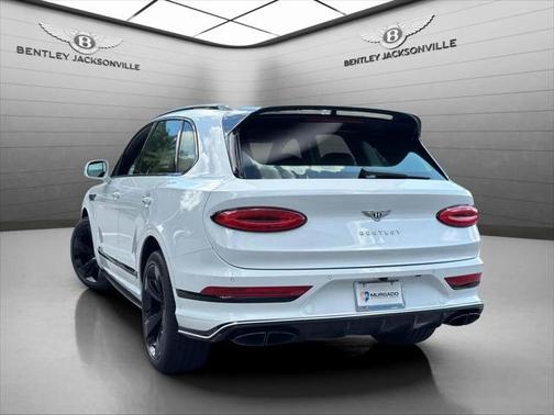 2022 Bentley Bentayga V8