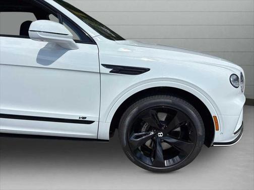 2022 Bentley Bentayga V8