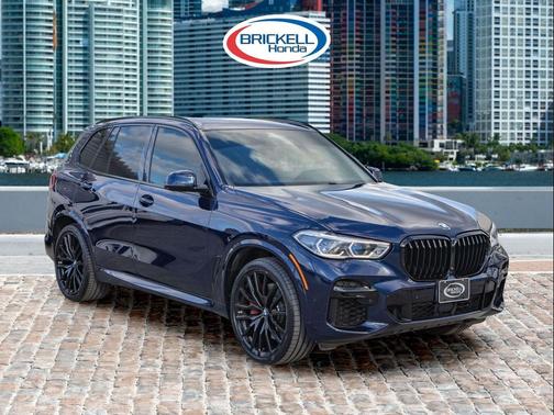 2023 BMW X5 M50i