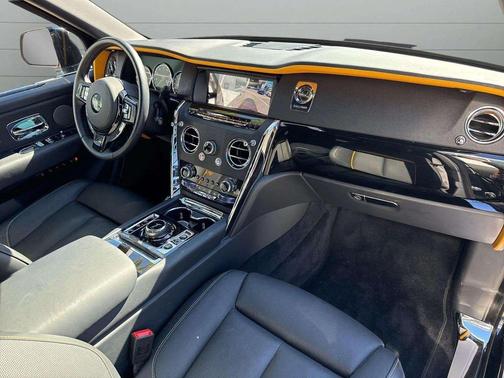 2022 Rolls-Royce Cullinan 