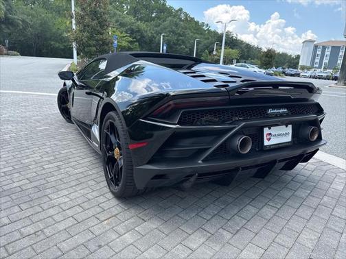 2024 Lamborghini Huracan EVO Spyder