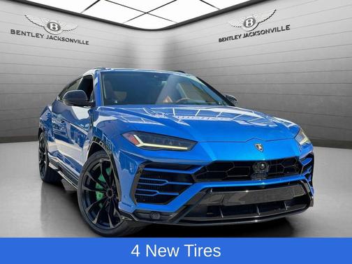 2019 Lamborghini Urus Base