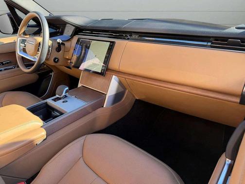 2024 Land Rover Range Rover P400 SE