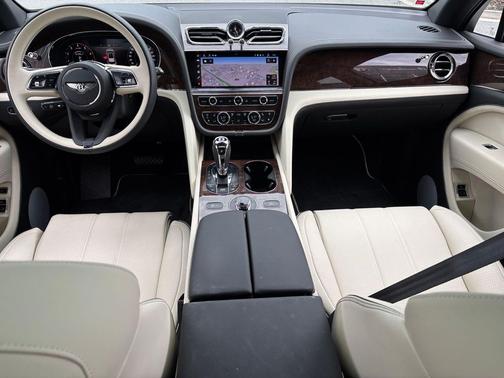 2024 Bentley Bentayga
