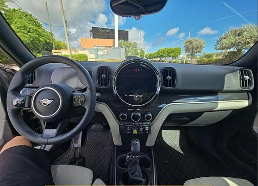 2023 MINI SE Countryman Cooper