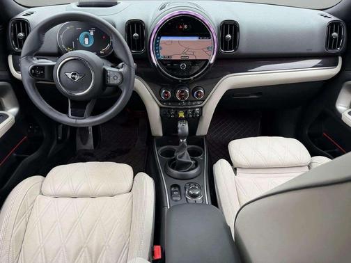 2023 MINI SE Countryman Cooper