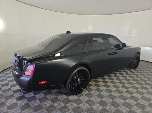 2019 Rolls-Royce Phantom Base