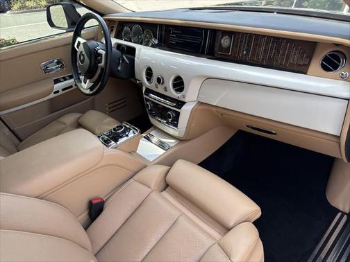 2019 Rolls-Royce Phantom