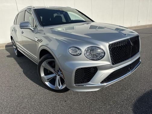 2024 Bentley Bentayga V8