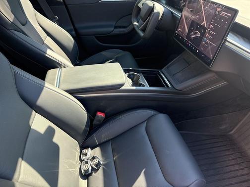 2024 Tesla Model S Plaid