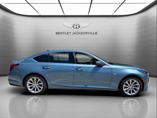 2024 Cadillac CT5 Luxury
