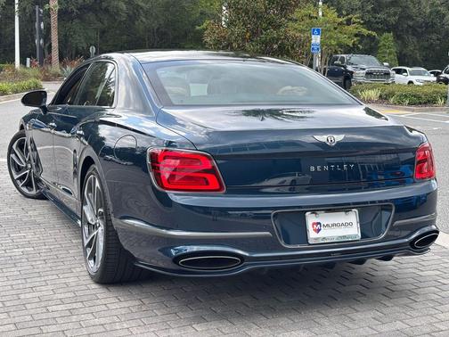 2025 Bentley Flying Spur Speed