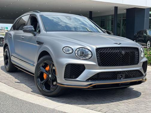 2025 Bentley Bentayga V8