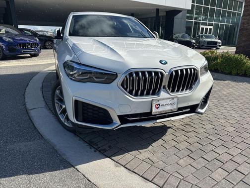 2023 BMW X6 xDrive40i
