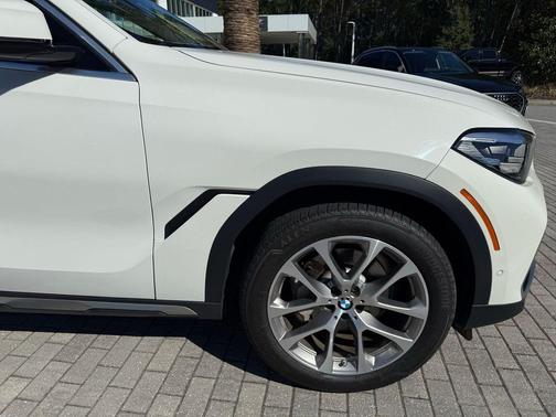 2023 BMW X6 xDrive40i