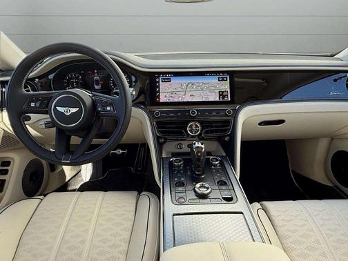 Glacier White 2025 Bentley Flying Spur Speed