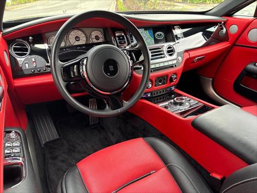 2019 Rolls-Royce Dawn Base