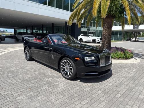 2019 Rolls-Royce Dawn Base