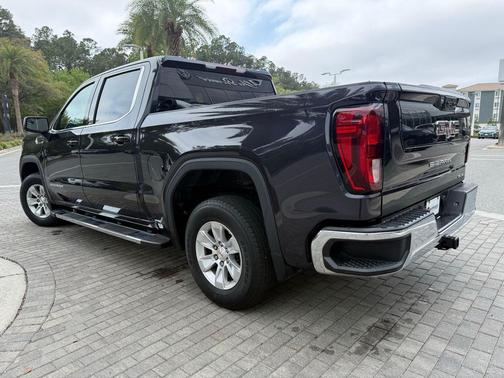 2022 GMC Sierra 1500 SLE
