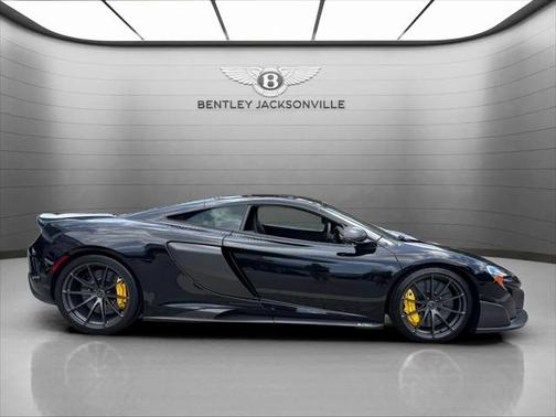 2016 McLaren 675LT Base