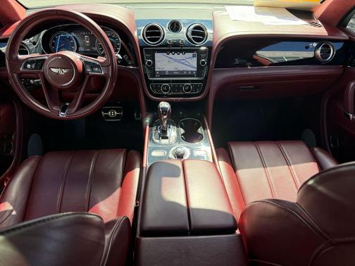 2019 Bentley Bentayga V8