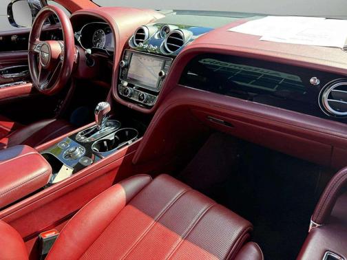 2019 Bentley Bentayga V8