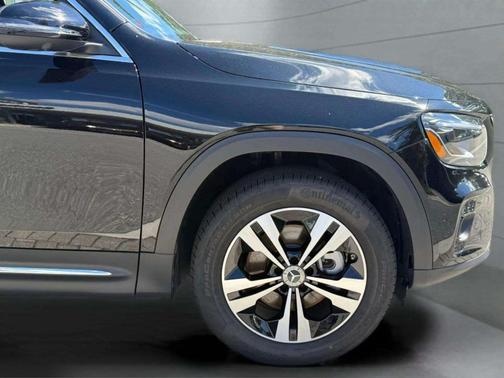 2025 Mercedes-Benz GLB 250 4MATIC
