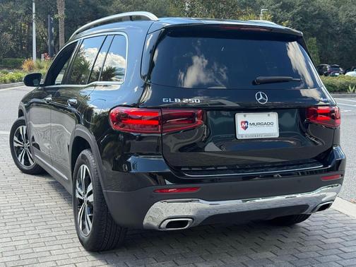 2025 Mercedes-Benz GLB 250 4MATIC