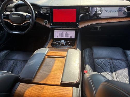 2023 Jeep Grand Wagoneer Series III 4x4