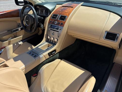 2006 Aston Martin DB9 Volante