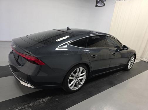 2022 Audi A7 55 Premium Plus