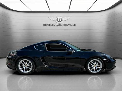2024 Porsche 718 Cayman Base