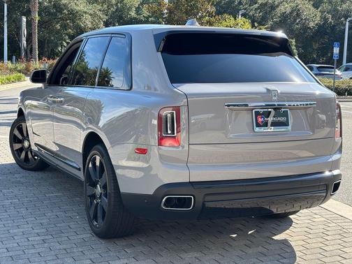 2022 Rolls-Royce Cullinan 