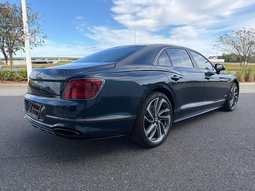 2025 Bentley Flying Spur Speed