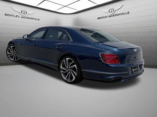 Windsor Blue 2025 Bentley Flying Spur Speed