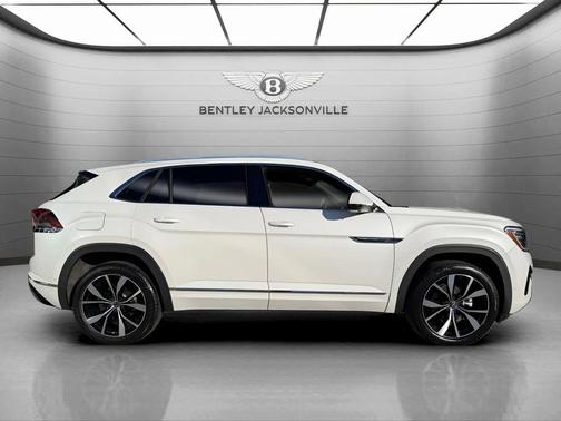 2024 Volkswagen Atlas Cross Sport 2.0T SEL Premium