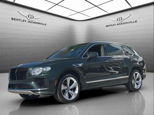 2025 Bentley Bentayga EWB V8