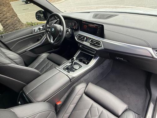 2023 BMW X5 sDrive40i