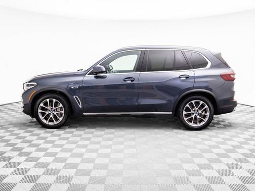 2022 BMW X5 PHEV xDrive45e
