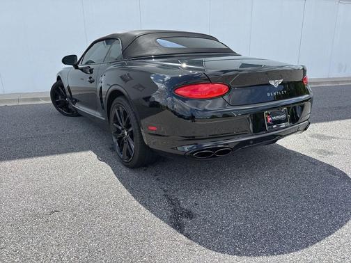 Beluga 2022 Bentley Continental GT V8