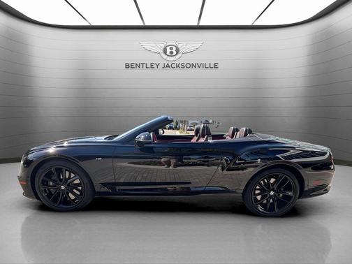 Beluga 2022 Bentley Continental GT V8
