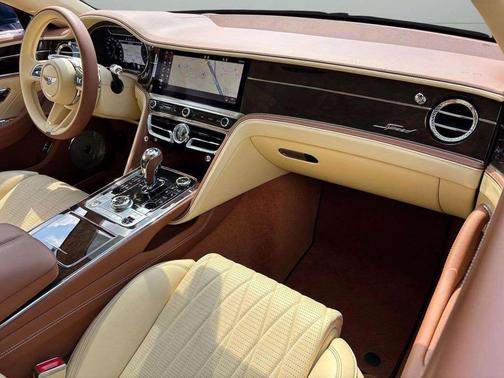 2023 Bentley Flying Spur Mulliner W12